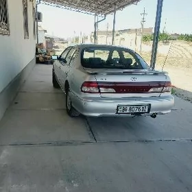 Infiniti I30 1999