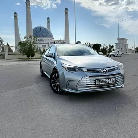 Toyota Avalon 2018