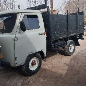 UAZ Profi 1984