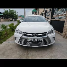 Toyota Camry 2016
