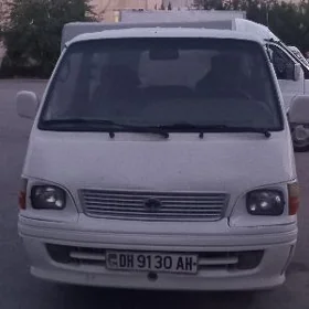 Toyota Hiace 1998
