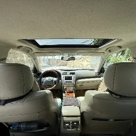 Toyota Camry 2011