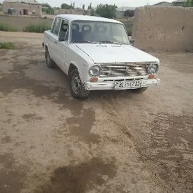 Lada 2104 1980