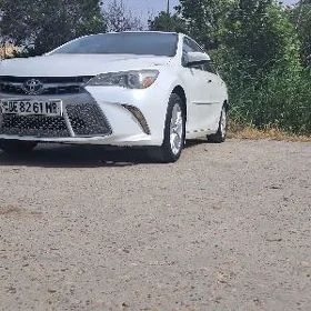 Toyota Camry 2017