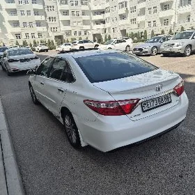 Toyota Camry 2015
