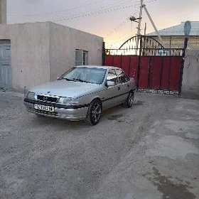 Opel Vectra 1989