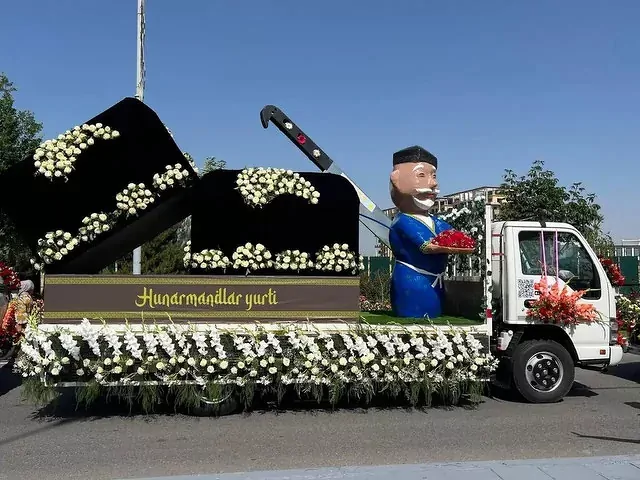 Международный фестиваль цветов в Намангане установил рекорд Гиннесса - img 5