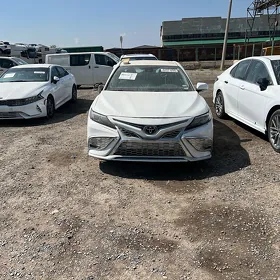 Toyota Camry 2022