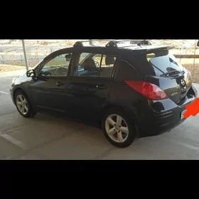 Nissan Versa 2010