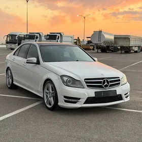 Mercedes-Benz C350 2010