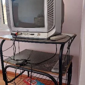 telewizor