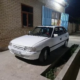 Opel Astra 1992