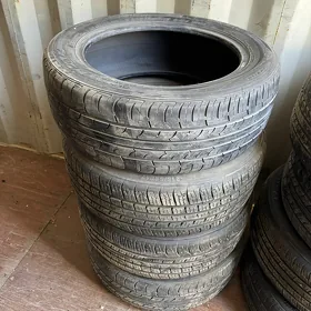 teker 215 55 R17