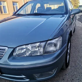 Toyota Camry 2001