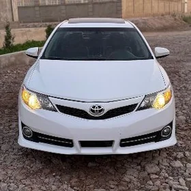 Toyota Camry 2014