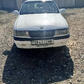 Opel Vectra 1990