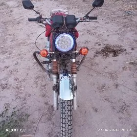 Iž Planeta 5 2000
