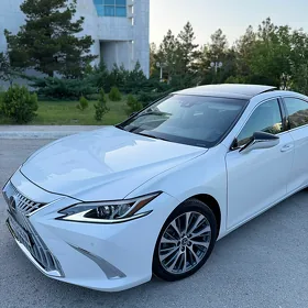 Lexus ES 350 2021