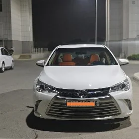 Toyota Camry 2017