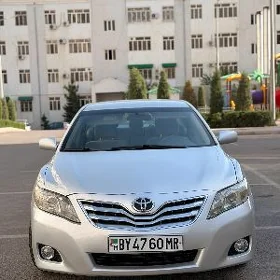 Toyota Camry 2010