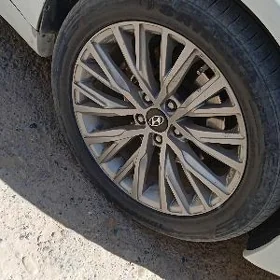 Hyundai disga