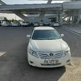 Toyota Camry 2010