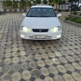 Toyota Camry 2000