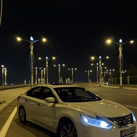 Nissan Altima 2017