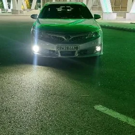 Toyota Camry 2013