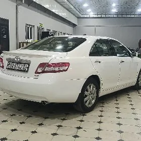 Toyota Camry 2011