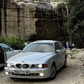 BMW E39 2000