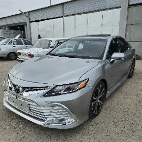 Toyota Camry 2020