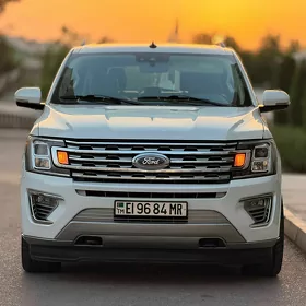 Ford Expedition 2021