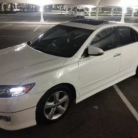 Toyota Camry 2011
