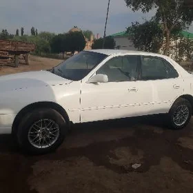 Toyota Camry 1992