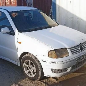 Volkswagen Polo 2001