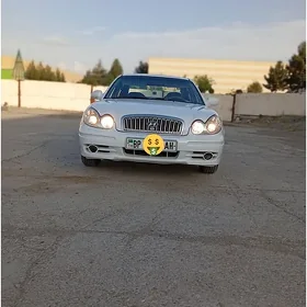 Hyundai Sonata 2001