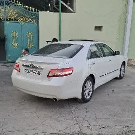 Toyota Camry 2011