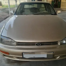 Toyota Camry 1993