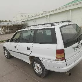 Opel Astra 1995