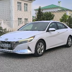 Hyundai Elantra 2021