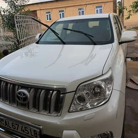 Toyota Land Cruiser Prado 2012