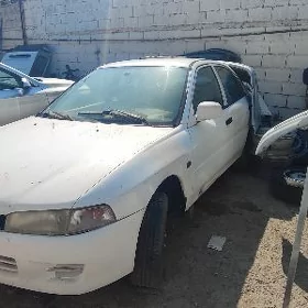 Mitsubishi Lanser 1997