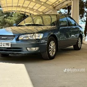 Toyota Camry 2000