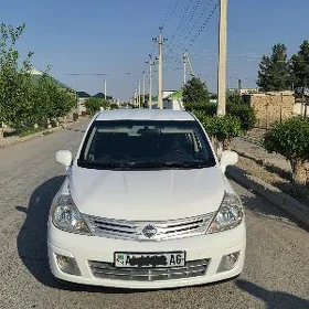 Nissan Versa 2010