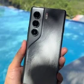 Tecno Camon 40 pro