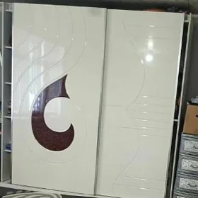 Шкаф