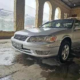Toyota Camry 2000