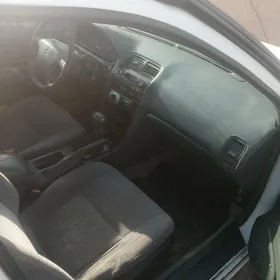 Nissan Cefiro 1998