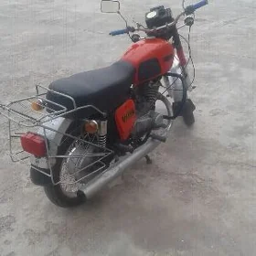 Iž Planeta 4 2002